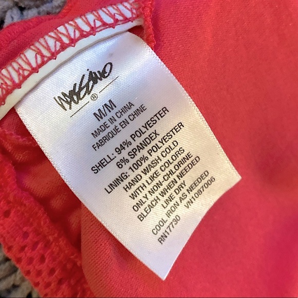 y2k Pink Self-Tie Halter Swimsuit Top 💕 - Picture 3 of 5